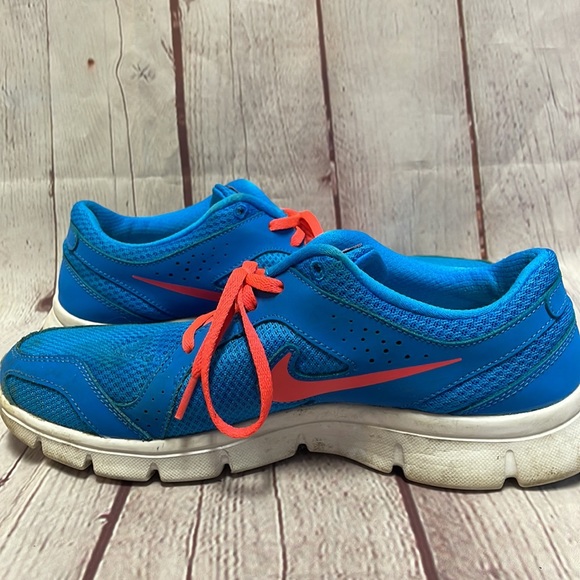 Womens Nike Running Shoes - Picture 4 of 10